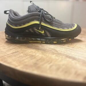 Nike Sneakers with Gray and Green Insole